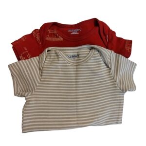 EUC 2/$10 Bundle Of 2 Old Navy Red and Tan Baby Bodysuits Onesies
